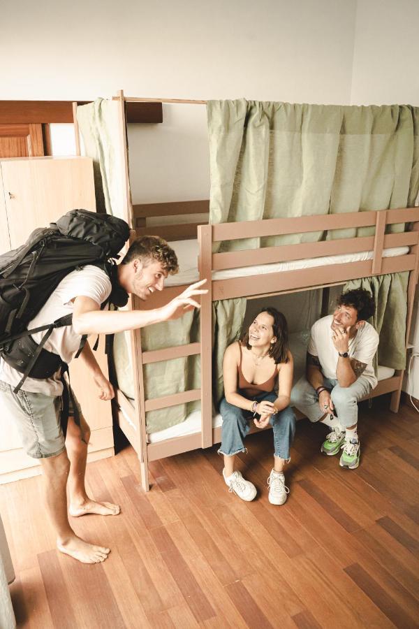 Tamaran House Hostel Las Palmas Buitenkant foto