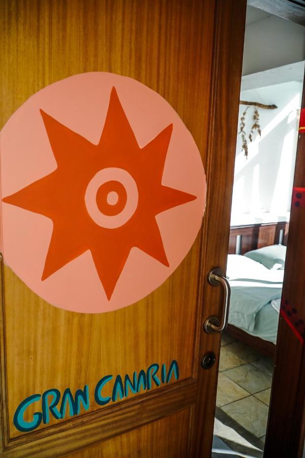 Tamaran House Hostel Las Palmas Buitenkant foto